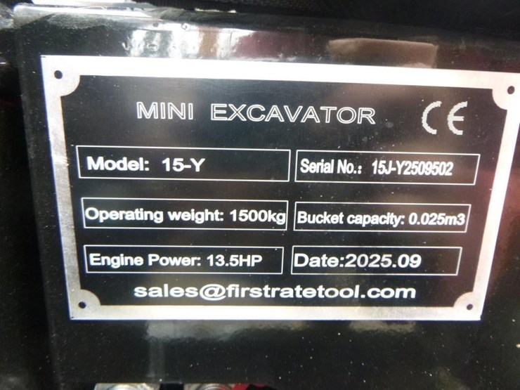 2025-vicsec-vc15-y-hydraulic-excavator-image-27