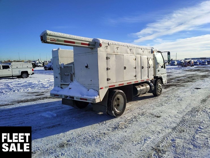 2007-gmc-w5500-image-5