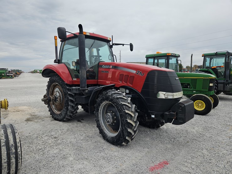2009-case-ih-magnum-210-image-1