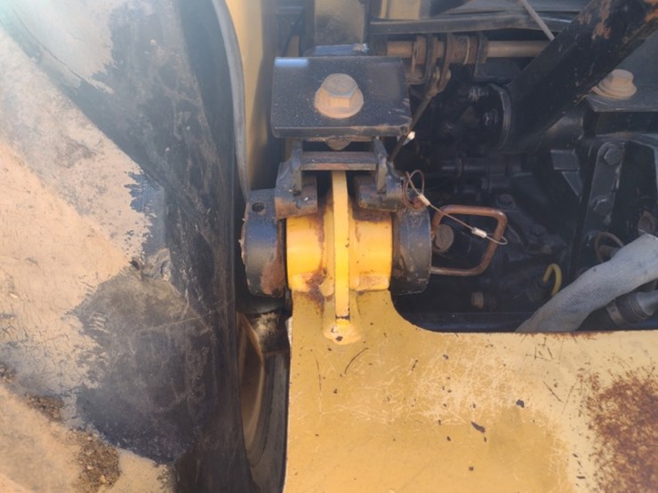 2004-deere-110-image-23