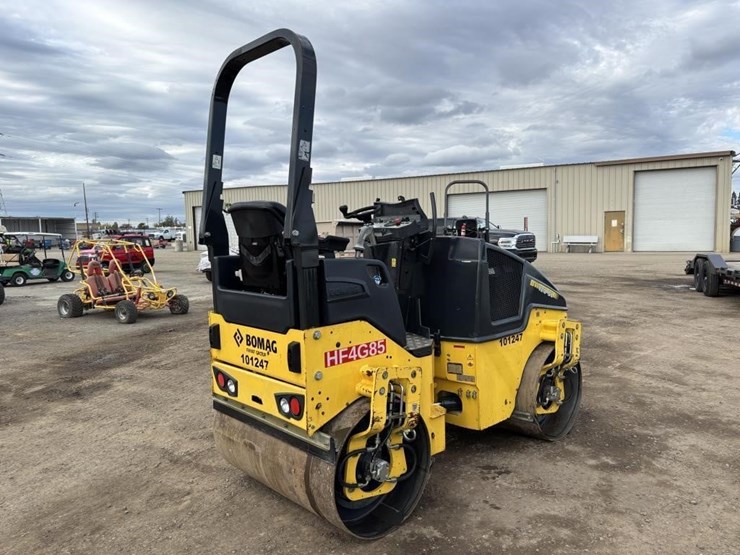 2017-bomag-bw120-image-3