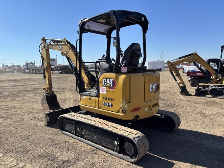 2022-caterpillar-303.5-image-4