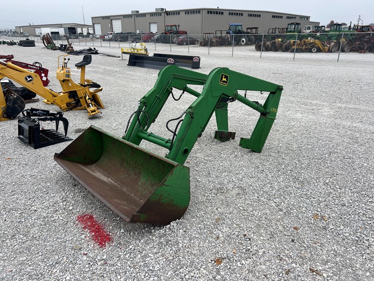 john-deere-175-image-8