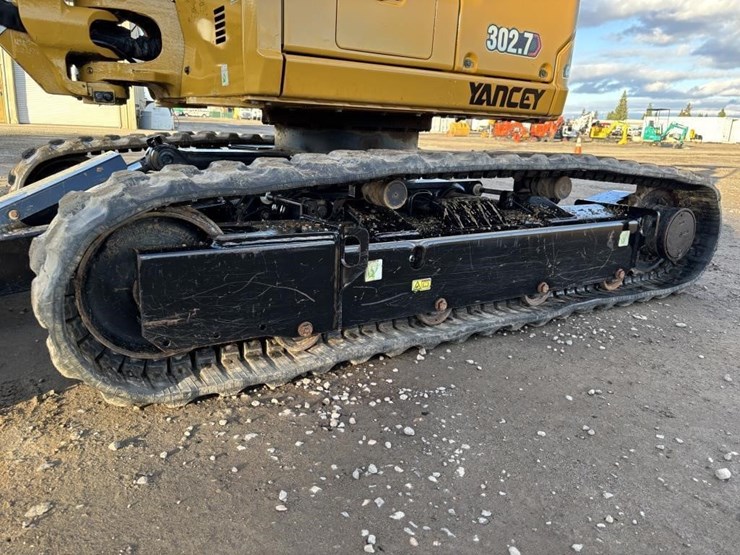 2021-caterpillar-302.7cr-image-23