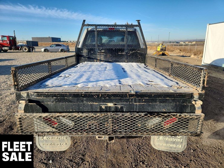 2017-ford-f350-image-17