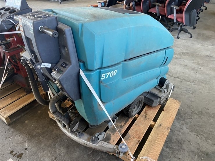 tennant-5700-image-3