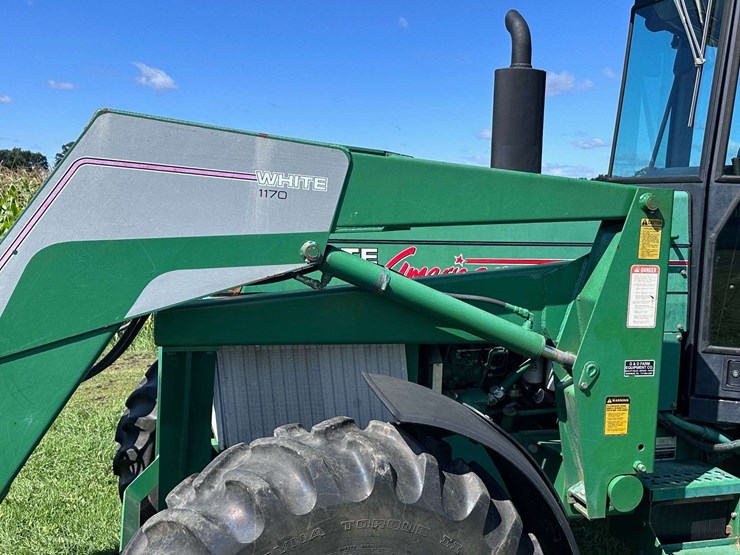 white-american-80-image-9