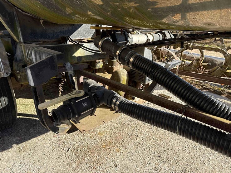 1976-6500-gal-ss-tanker-image-12