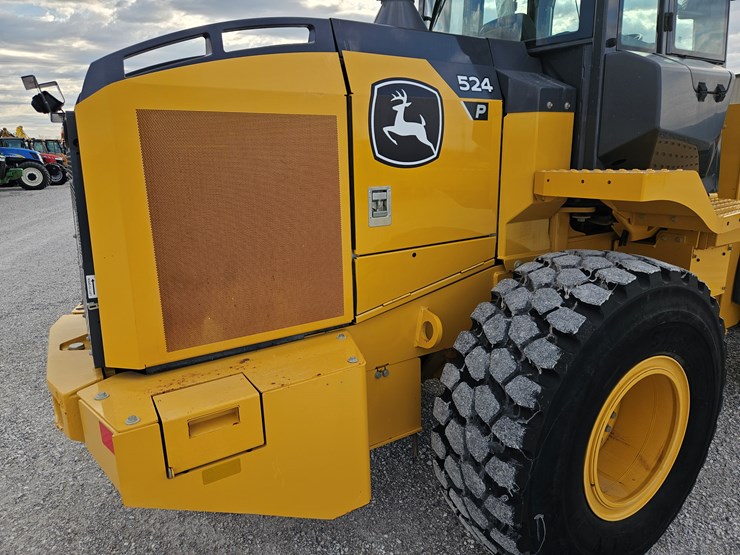 deere-524p-image-9