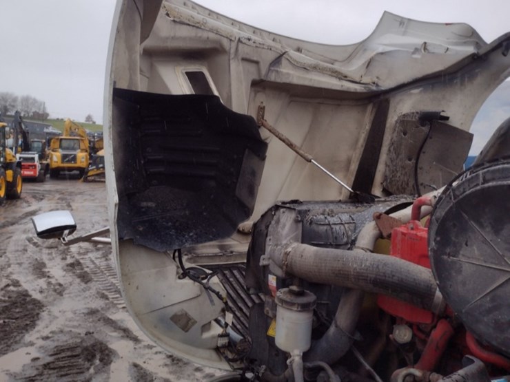 international-16-image-23