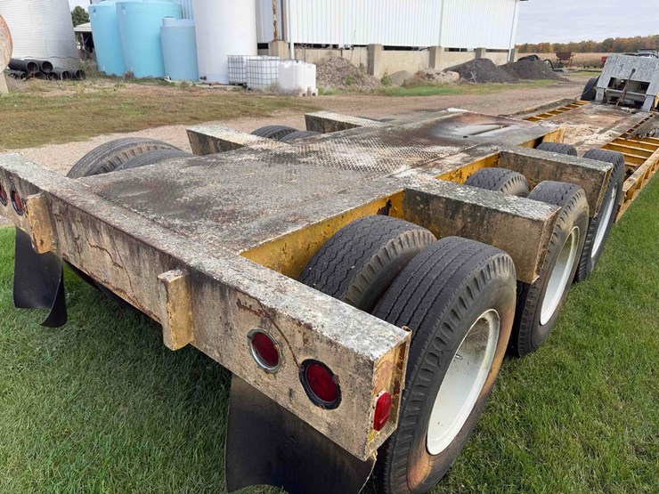 tri-axle-detach-trailer-image-24