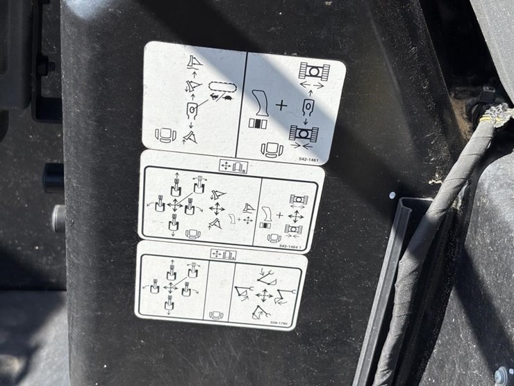 2022-caterpillar-303.5-image-31