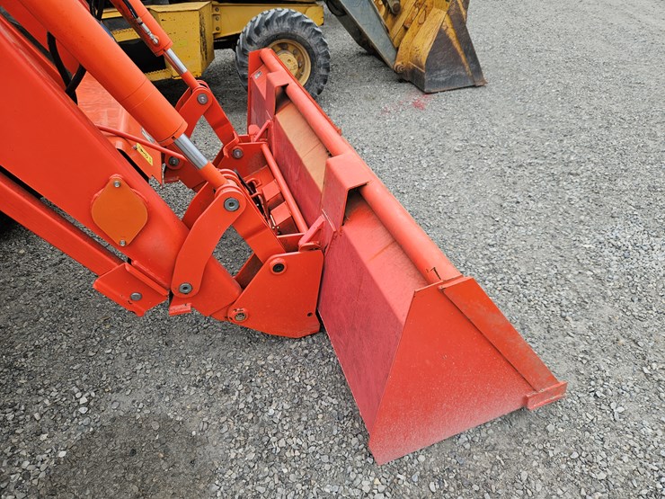 2019-kubota-m7-152-image-6