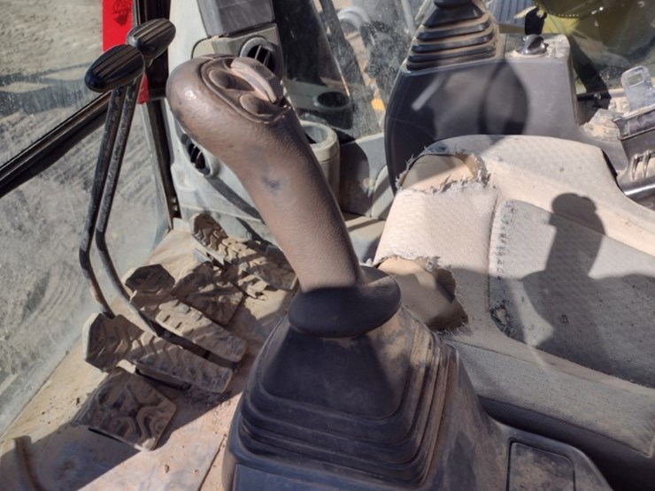 caterpillar-320dl-image-10