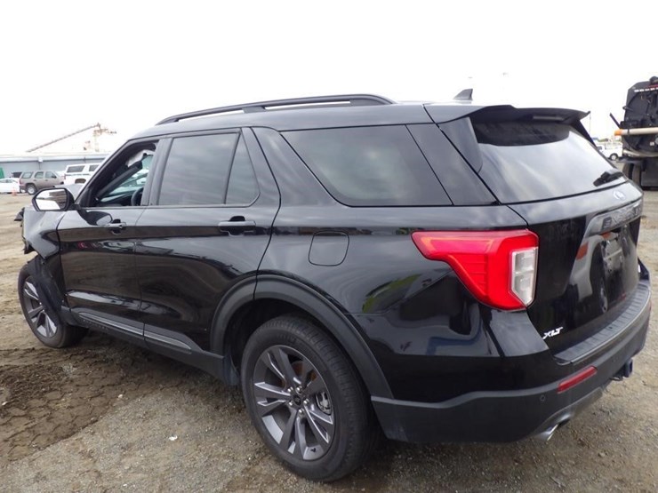 2024-ford-explorer-image-4