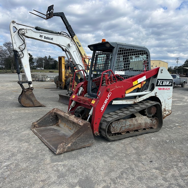 2021 TAKEUCHI TL8R2