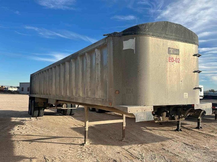 2000-travis-end-dump-image-2