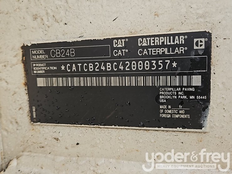 2014-caterpillar-cb24b-image-29