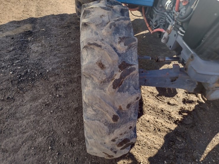 new-holland-4630-image-19