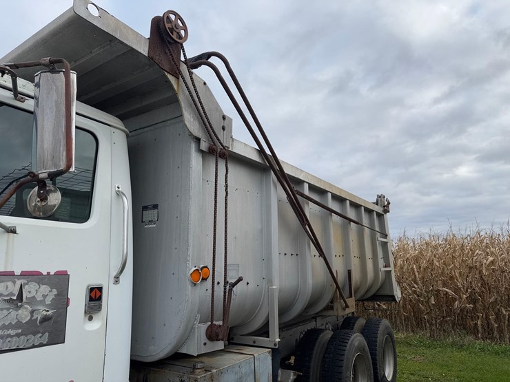 1978-international-1100-image-5