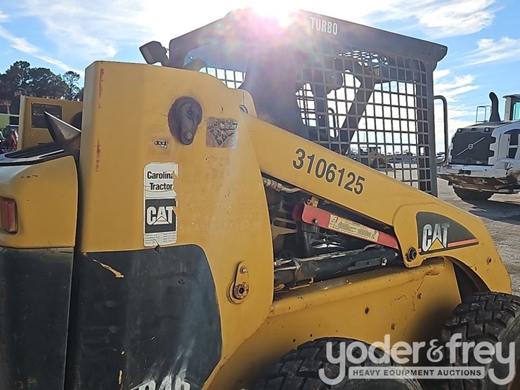 2003-caterpillar-246d-image-17