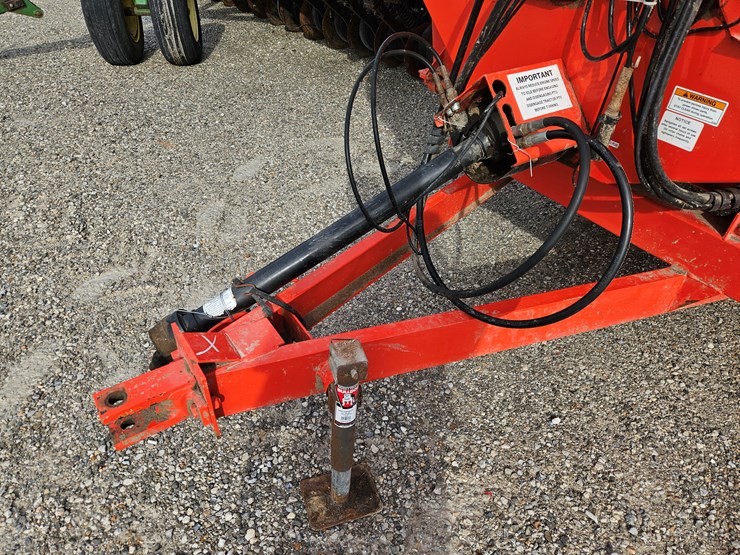 kuhn-knight-3130-image-2