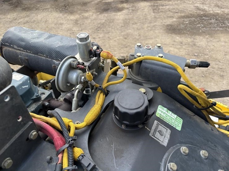 2017-bomag-bw120-image-31