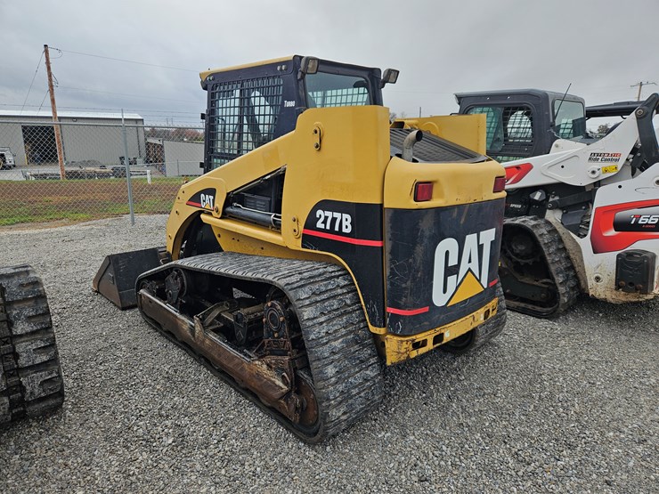 2004-caterpillar-277b-image-14