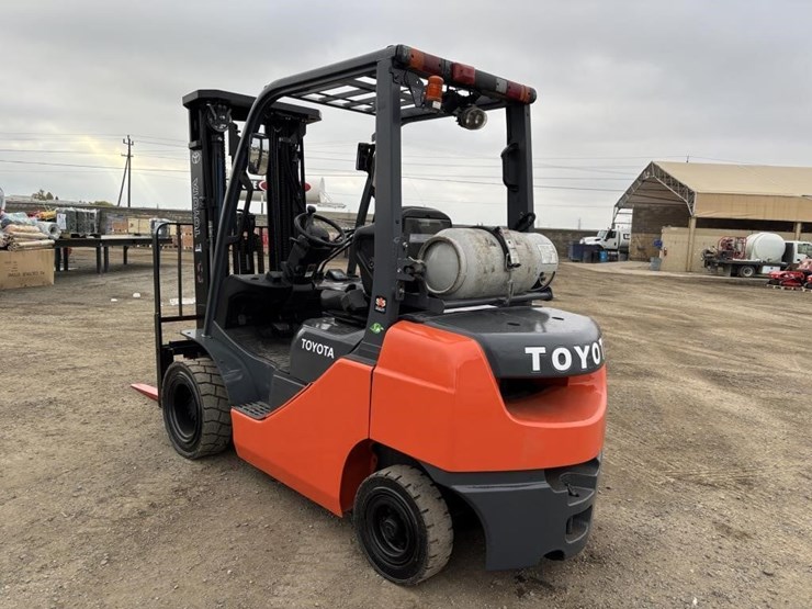 2018-toyota-8fgu25-image-4