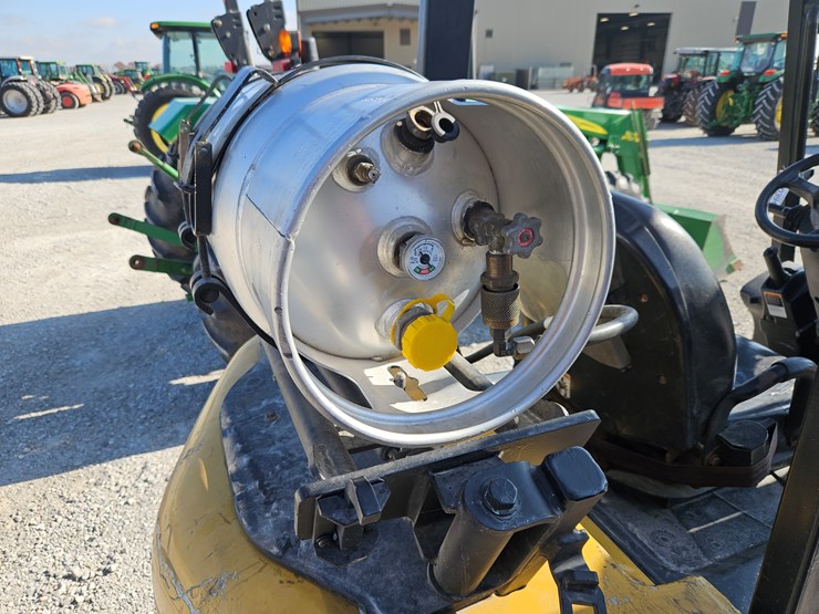 caterpillar-c6000-image-15