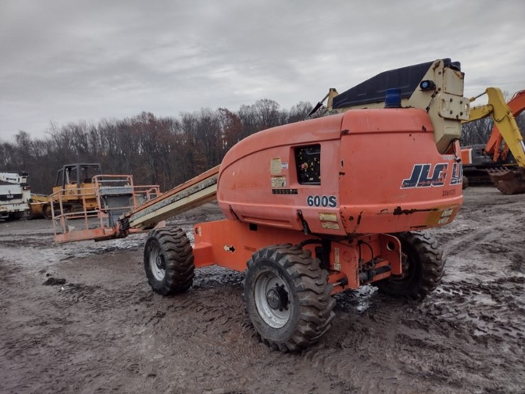 8-jlg-600s-image-27
