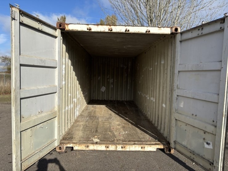 2004-shipping-container-image-8