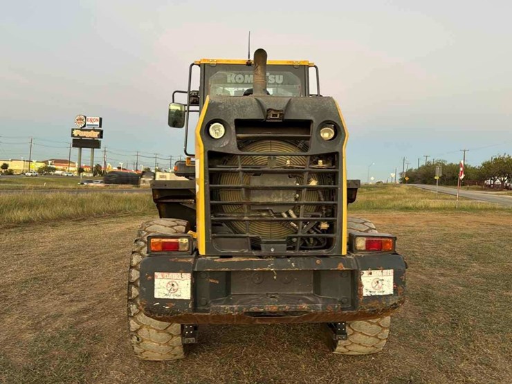 komatsu-wa270-image-6