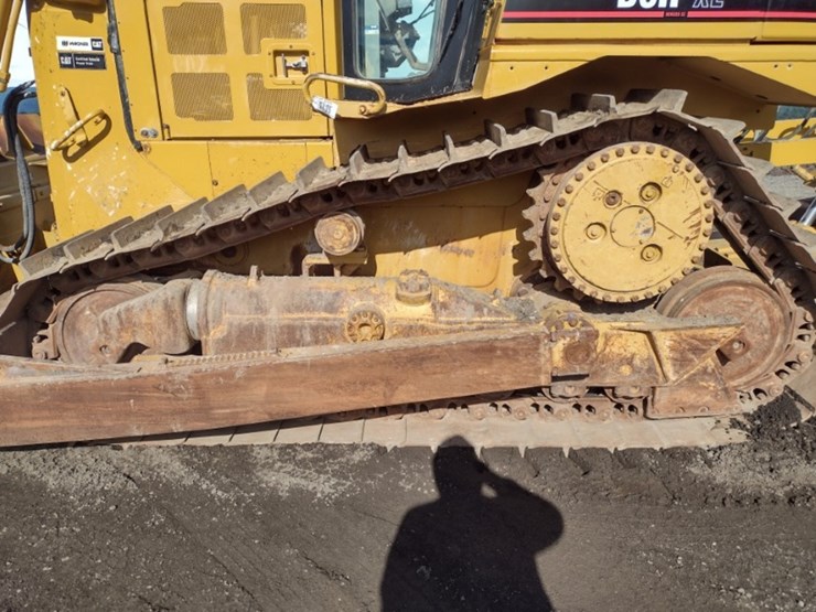 2004-caterpillar-d6r-xl-image-30