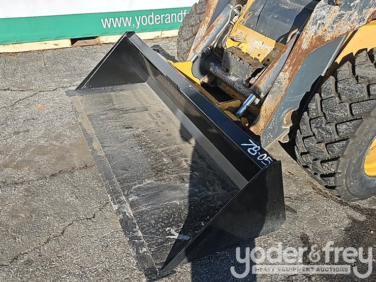 2012-deere-328d-image-11