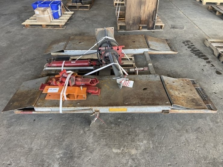 gray-ql-60-quicklift-plus-vehicle-lift-image-5