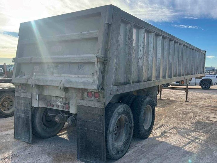 2000-travis-end-dump-image-5