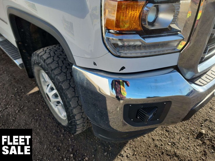 2018-gmc-sierra-2500hd-image-36