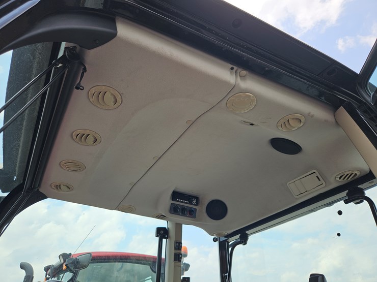 2018-massey-ferguson-5711-image-14