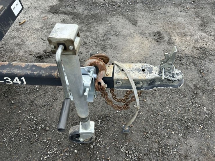 hydrotek-ss30005vs-towable-pressure-washer-image-16