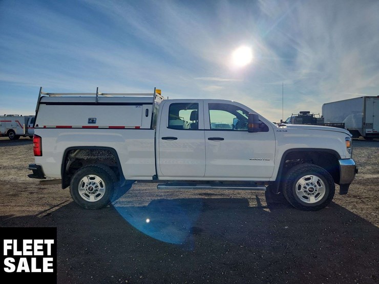 2018-gmc-sierra-2500hd-image-22