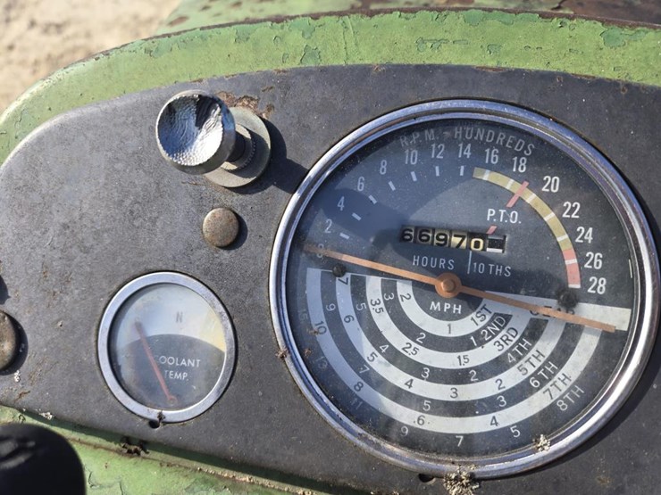 john-deere-2010-image-15