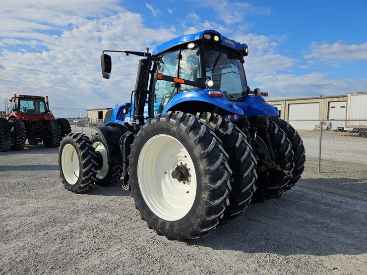 2015-new-holland-t8.410-image-12