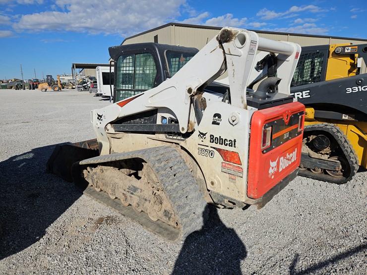 2020-bobcat-t870-image-15