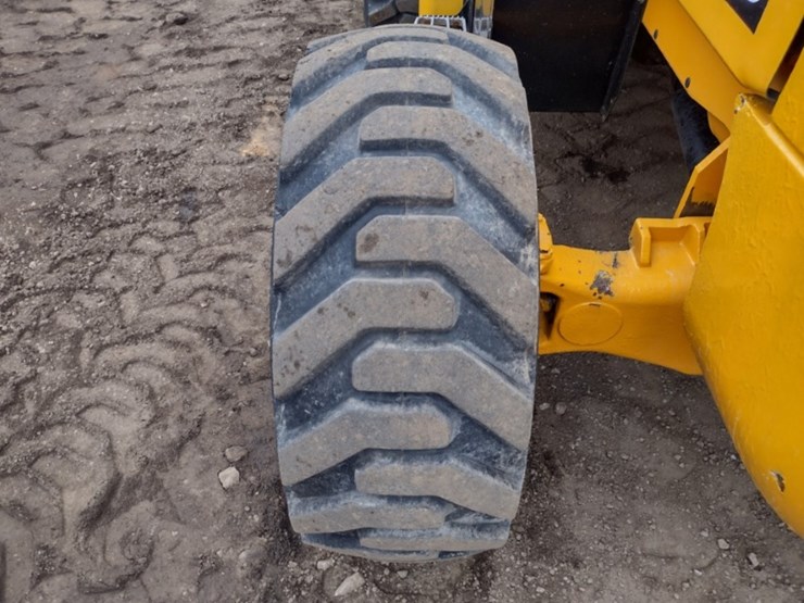 2005-jcb-930-image-21