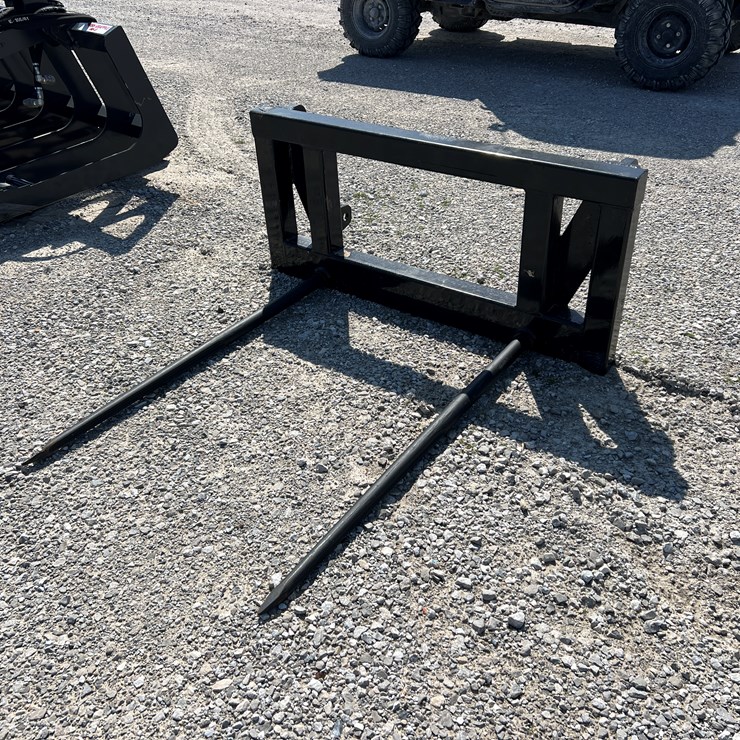 #202197 • Used Double Bale Spike