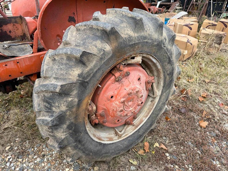 allis-chalmers-wd-45-tractor-image-11