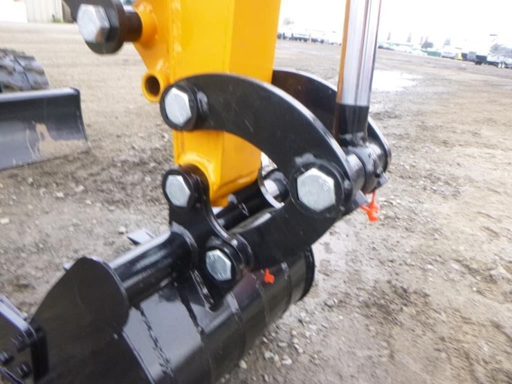 2025-vicsec-vc15-hydraulic-excavator-image-11