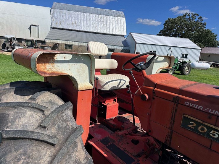 cockshutt-2050-diesel-mfwa-image-44