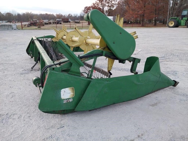 john-deere-216-image-3